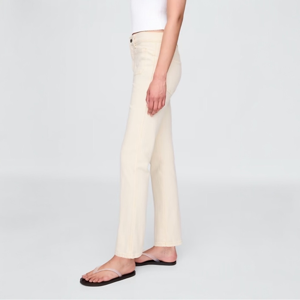 NWT GAP High Rise '90s Slim Straight Jeans in color Sand Beige - Picture 3 of 6